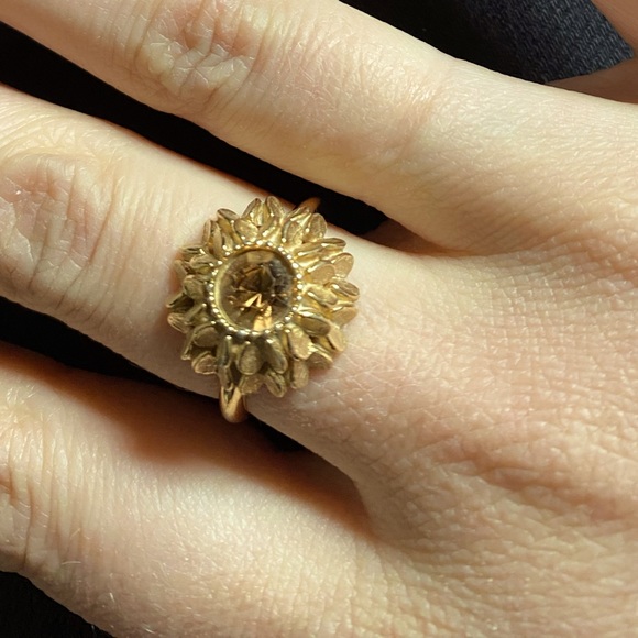 Vintage Avon Ring 1974 Sunflower with Topaz - Picture 1 of 2